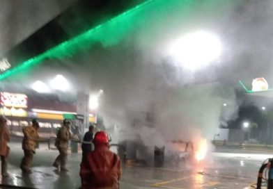 Delincuentes incendian y balean gasolinera en Zitácuaro, Michoacán