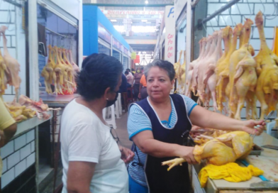 Esperan expendedores de pollo repunte del 70% en “Semana Mayor”