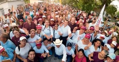 Reciben con jubilo a Bernardo Barradas en Puerto Ceiba