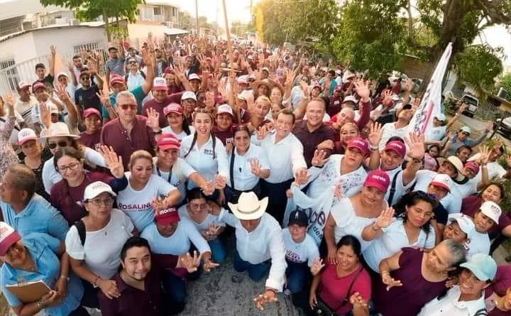 Reciben con jubilo a Bernardo Barrada en Puerto Ceiba