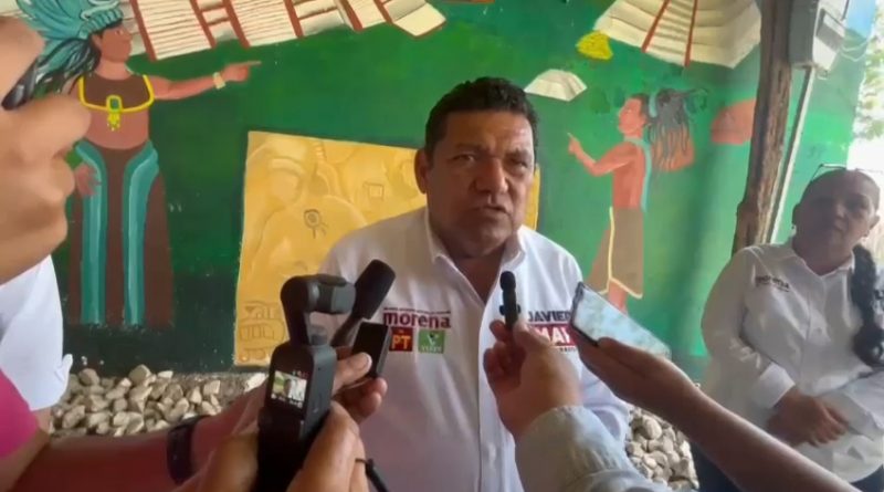 Suspende gira en Tenosique Javier May ante deceso de líder cañero