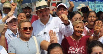 Comalcalco es un baluarte en materia de política social: Ovidio Peralta