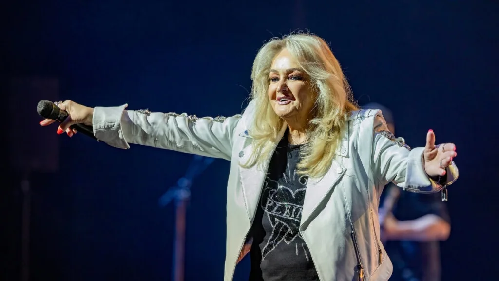 Adiós a una leyenda: Muere Bonnie Tyler, voz de “Total Eclipse of the Heart”, a los 75 años