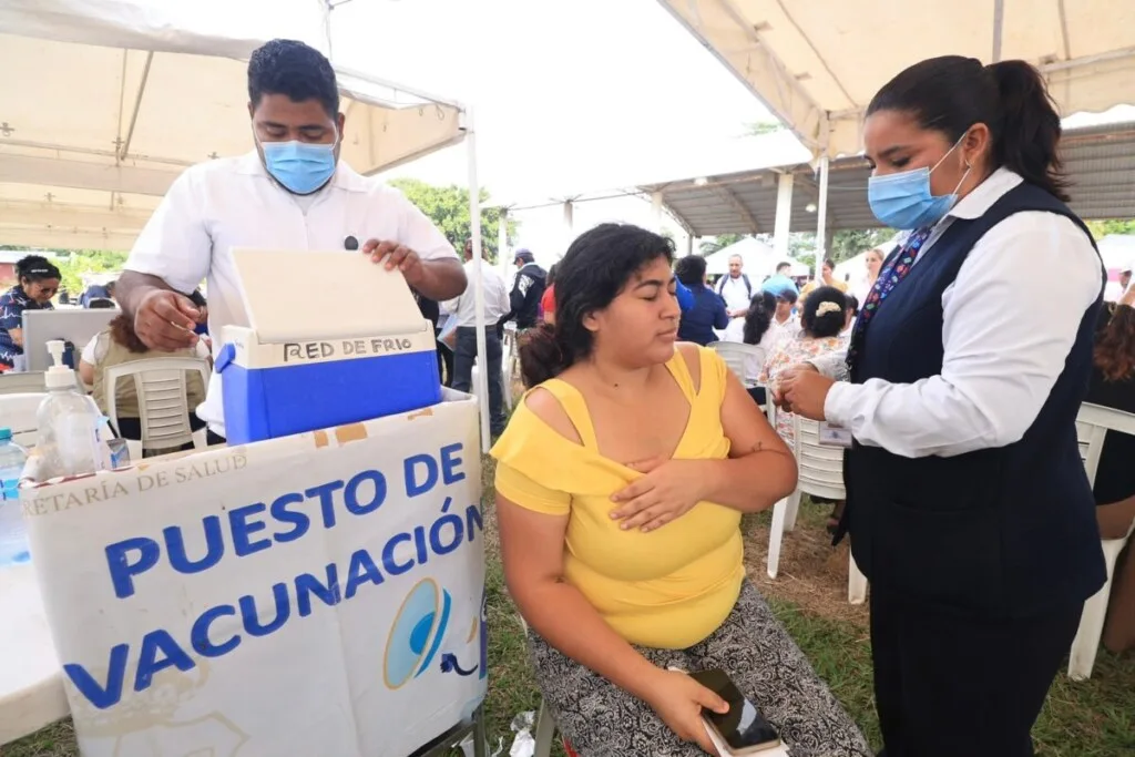 Onda tropical 19 provocará lluvias, tormentas eléctricas y fuertes rachas de viento en Tabasco